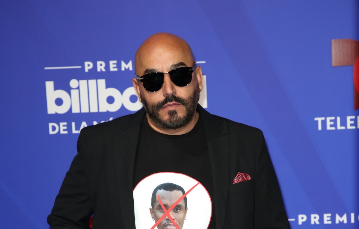 Lupillo Rivera es uno de los analistas de ¿Apostarías por mí?