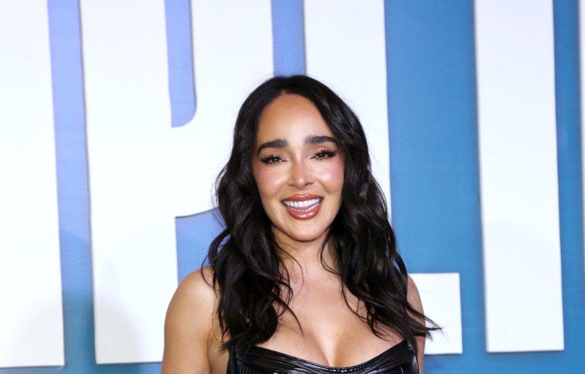 Manelyk González insistió en que está soltera y pidió que no le inventen parejas