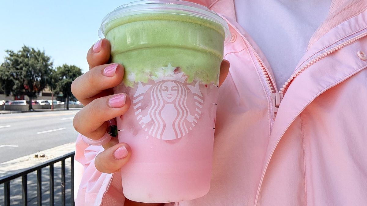 Del chocolate de Dubái al algodón de azúcar: Las 7 bebidas de Starbucks más virales del 2025