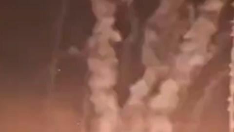 Así quedó un aeropuerto bombardeado por EE.UU. en Venezuela durante operación para capturar a Maduro