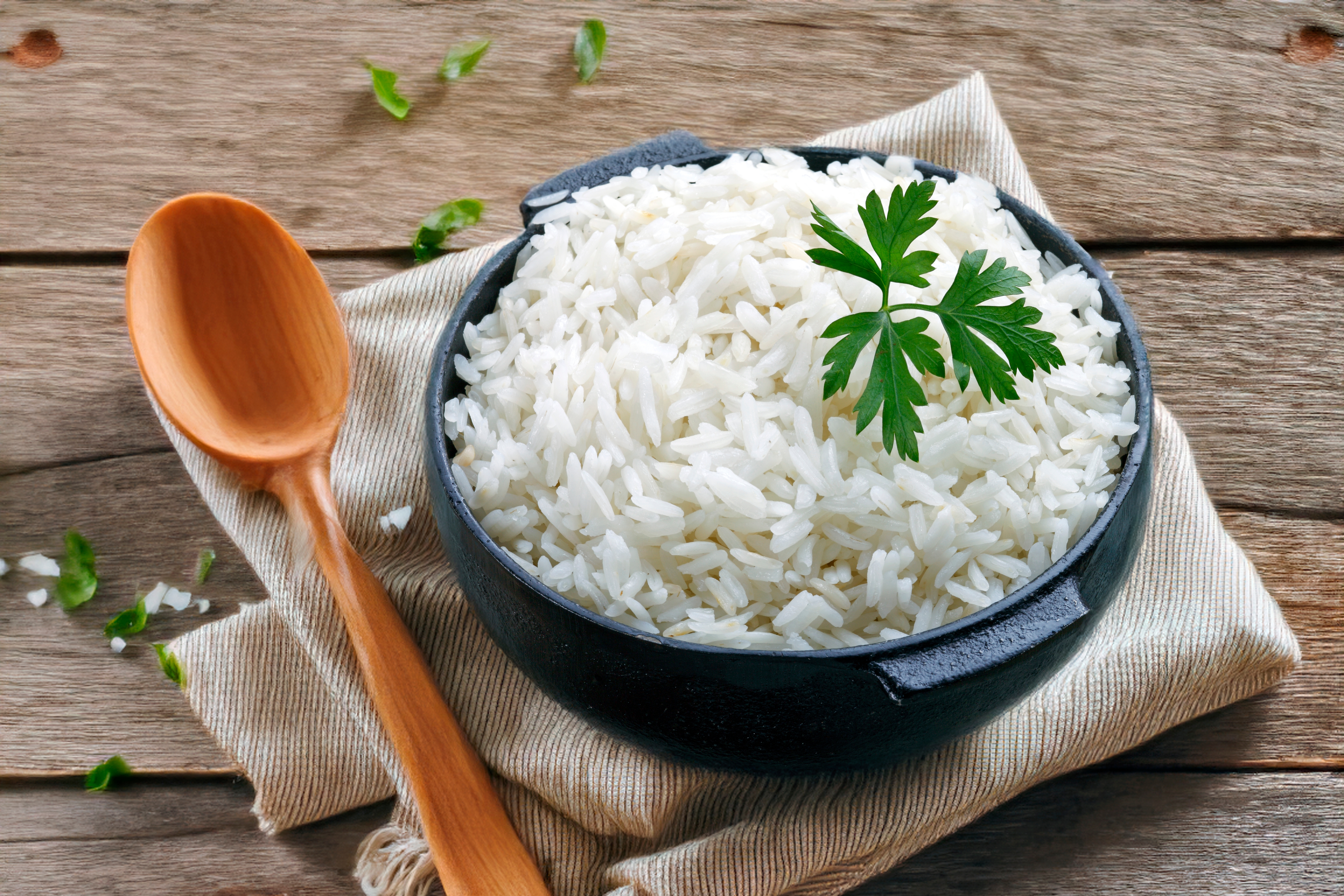 El secreto del Valor Biológico: cuando el arroz y el huevo se unen, crean una proteína completa superior a la carne roja.