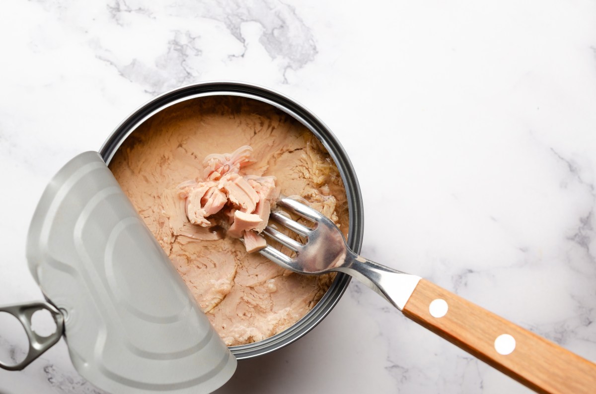 Error en cadena de suministro libera atún con riesgo de botulismo