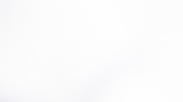 La base del éxito: 1 kg de huesos seleccionados, 2 L de agua y precisión en la sal para extraer todo el colágeno bajo la técnica de Jordi Cruz.