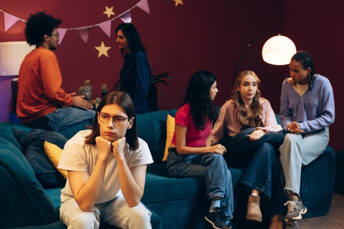 aislamiento por cambios emocionales