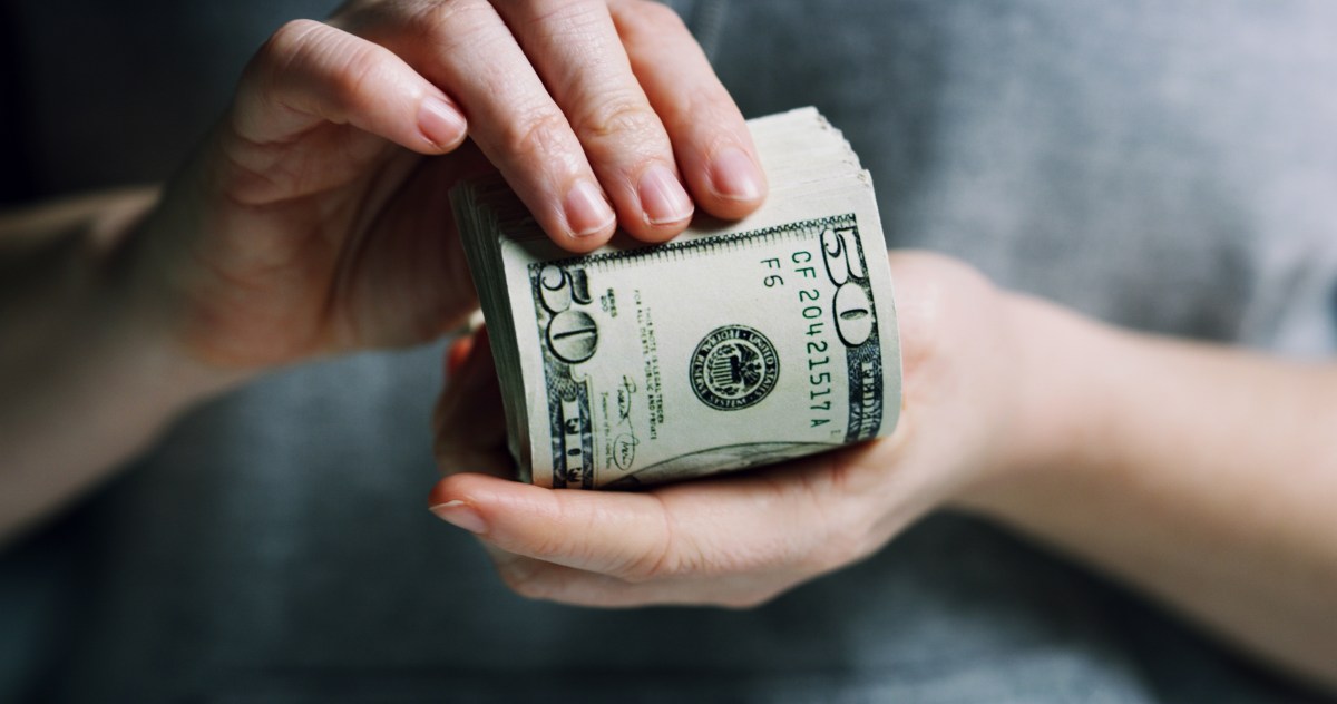 Cuánto dinero debes tener para ser considerado de clase media alta a los 50 años