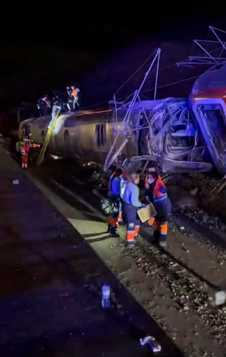 Choque entre dos trenes en el sur de España deja al menos 21 muertos y decenas de heridos