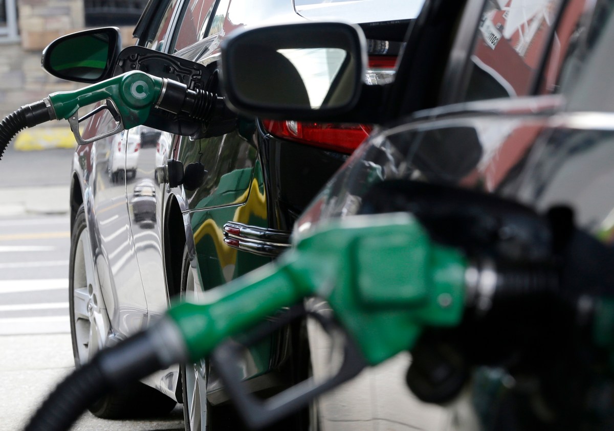 Conductores de Nueva Jersey pagan aumento de casi 9% en el impuesto de la gasolina
