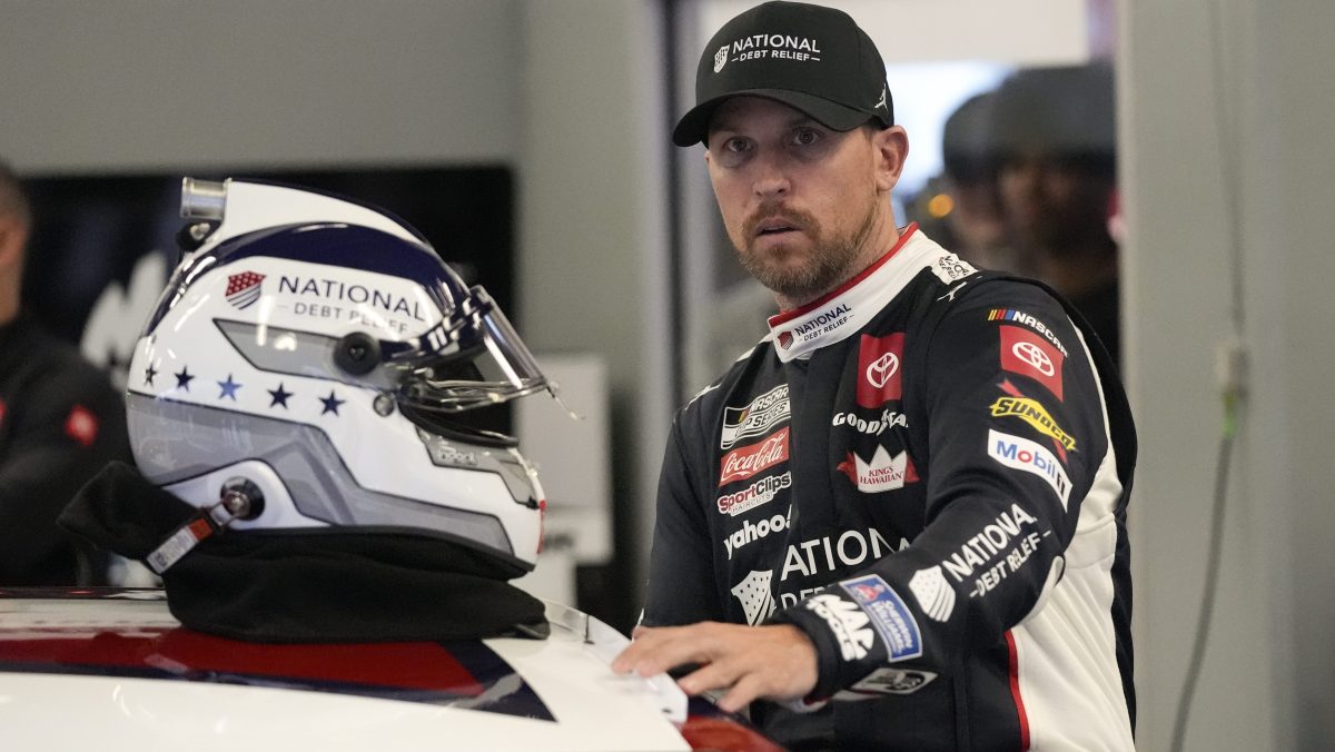 Piloto de NASCAR Denny Hamlin reaccionó al incendio donde murió su padre