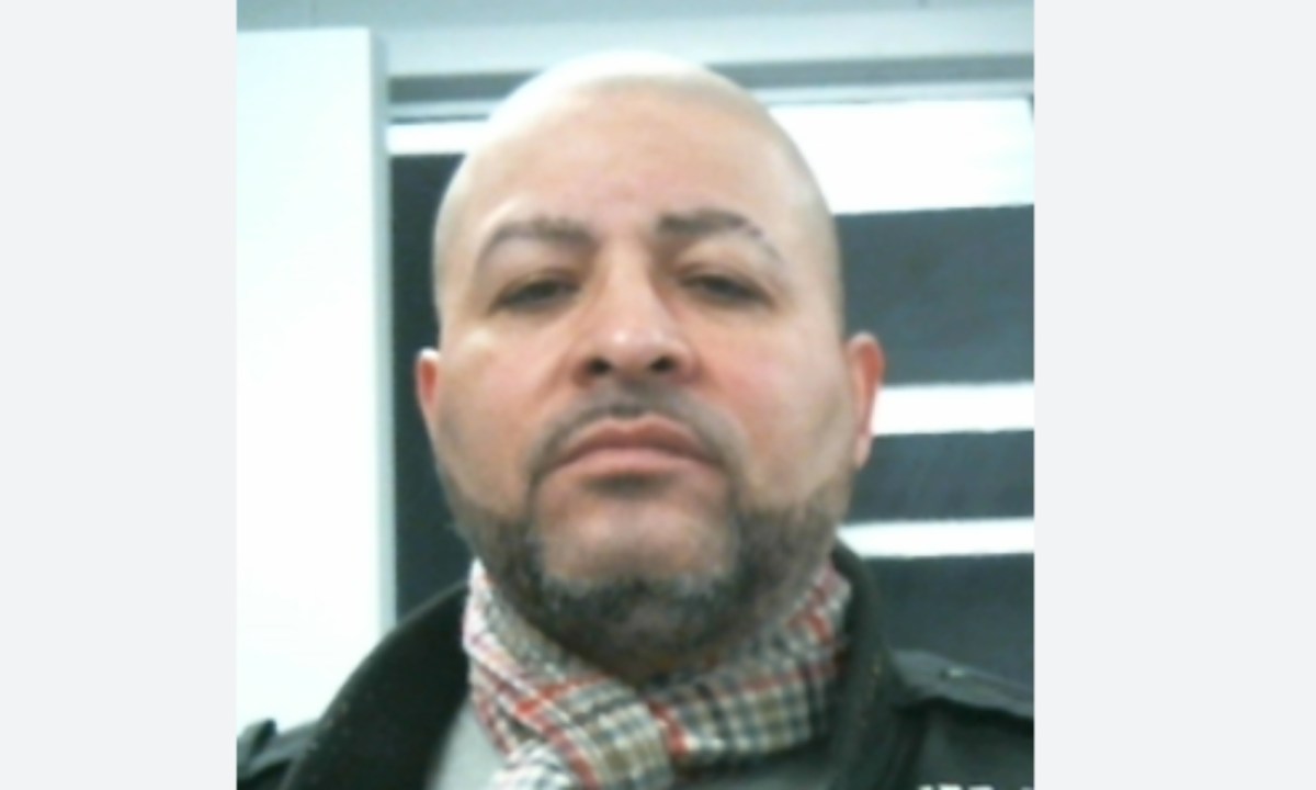 Muerte de migrante bajo custodia de ICE en Texas podría ser homicidio, según forense