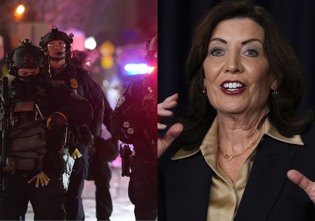 Hochul propone reforzar restricciones a la cooperación de ICE con autoridades locales