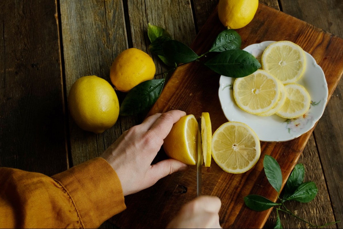 Por qué el jugo de limón es el mejor compañero de los carbohidratos: formas efectivas de usarlo