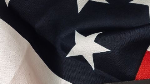 Ingredientes humildes que se transforman en celebración. La combinación de texturas crujientes y cremosas define la esencia de la cocina de Alberta Williams King.