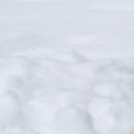 Palear nieve no es un movimiento repetitivo sencillo: involucra piernas, espalda, brazos y abdomen, además de un esfuerzo cardiovascular considerable.