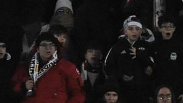 El guardameta del Real Madrid Andriy Lunin encaja el segundo gol del Albacete durante el partido de octavos de final de la Copa del Rey que Albacete Balompié y Real Madrid disputan este miércoles en el estadio Carlos Belmonte.