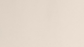 Cuidado con la puerta, es la zona con más cambios de temperatura; resérvala solo para salsas, bebidas y aderezos, manteniendo los lácteos y huevos en el centro.