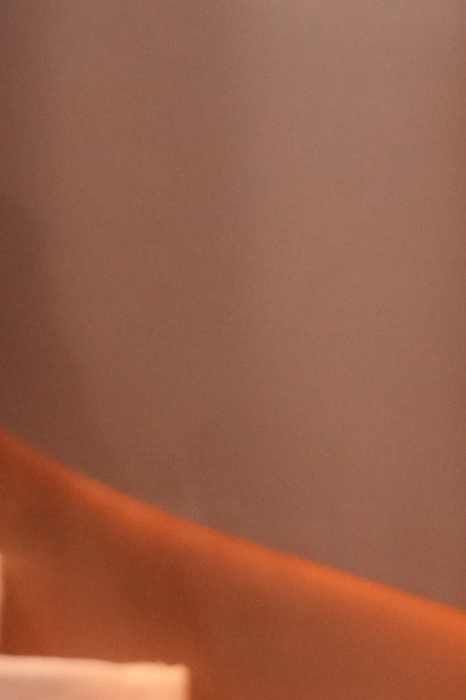 Rei Ami en la alfombra roja de los Golden Globes 2026.