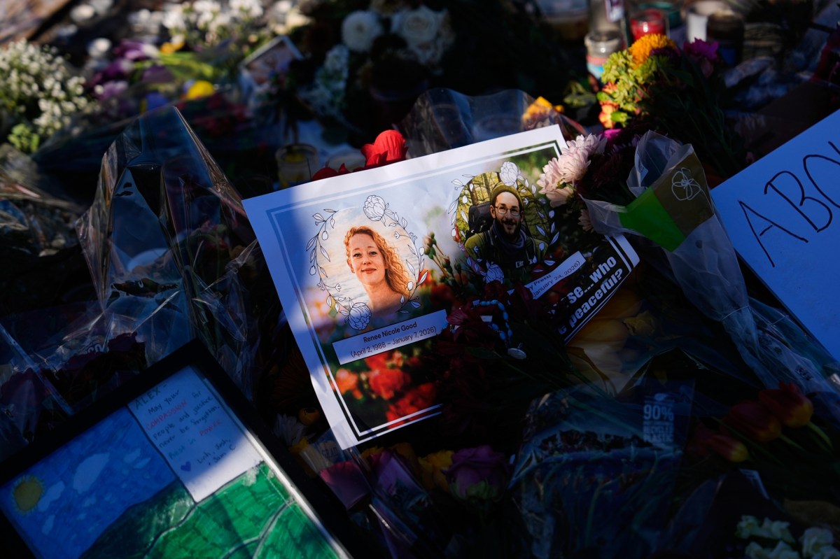 Walz planteó sus exigencias a Tom Homan, incluidas investigaciones parciales sobre tiroteos