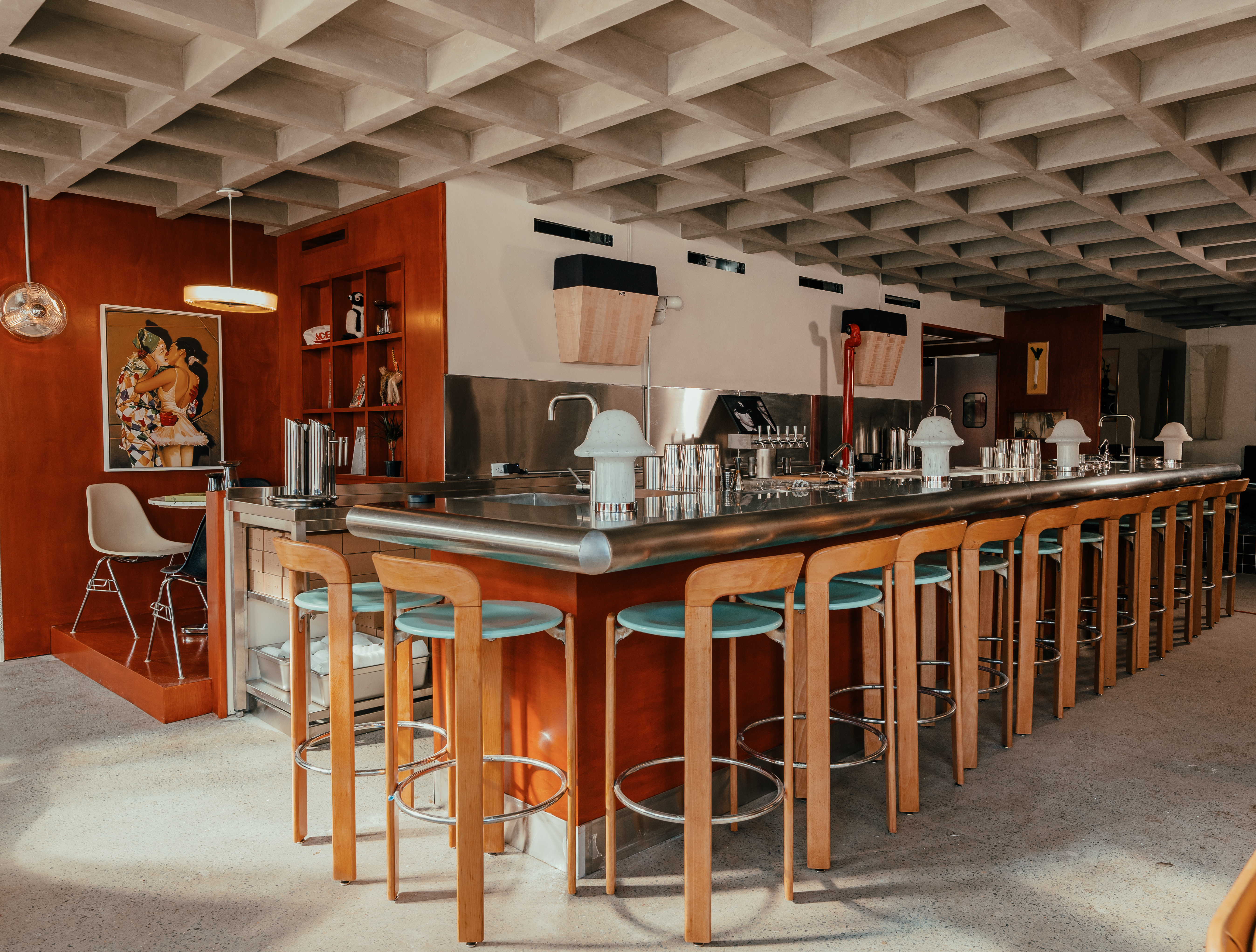 Schmuck.: el bar del East Village que conquistó Nueva York en solo un año