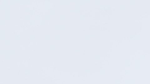 El estadounidense Shaun White hace una reverencia en la pista de halfpipe tras la final masculina de halfpipe en los Juegos Olímpicos de Invierno de 2022, el viernes 11 de febrero de 2022, en Zhangjiakou, China.