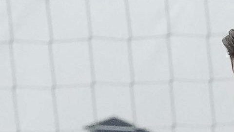 El jugador del FC Barcelona Marc Andre Ter Stegen durante un entrenamiento del primer equipo del FC Barcelona en las instalaciones de la Ciudad Deportiva Joan Gamper.