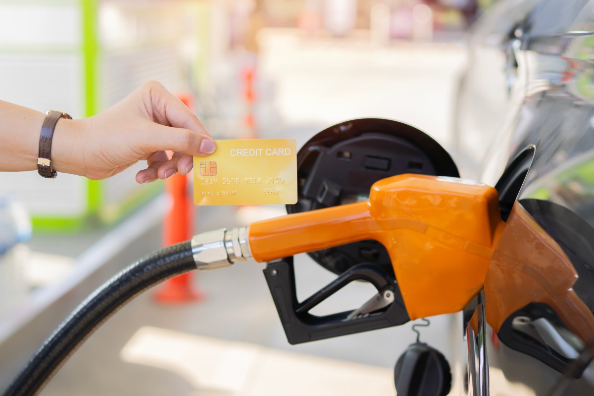 3 tarjetas de crédito que ofrecen 5% de reembolso en gasolina
