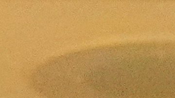 El presidente Donald Trump asiste a un partido de fútbol americano de la NFL.