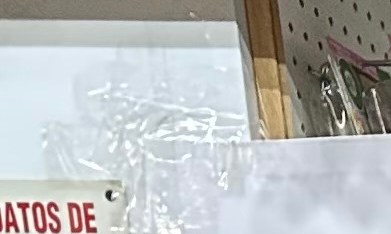 Xiomara Montero ganó una canasta con productos para la familia.