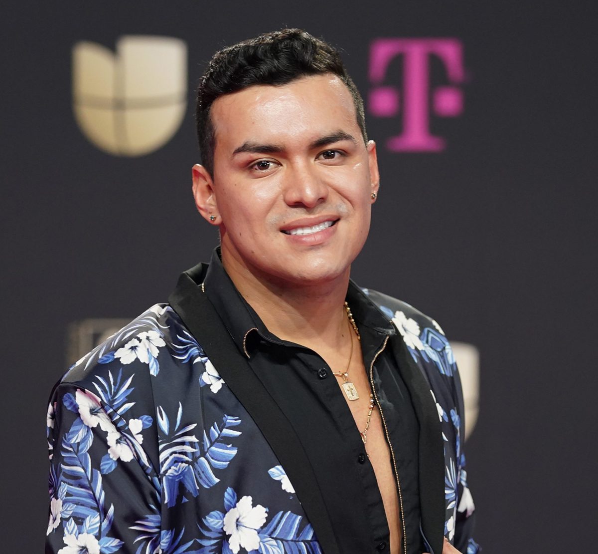 Muere el cantante colombiano Yeison Jiménez en accidente aéreo