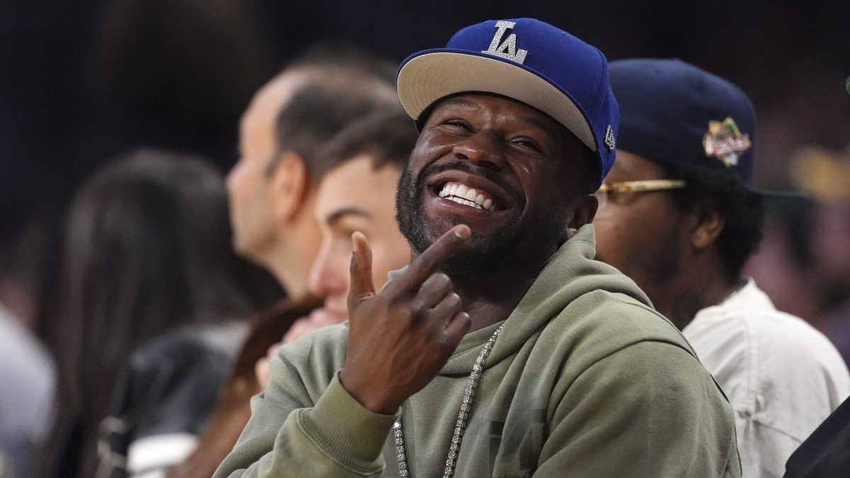 Floyd Mayweather Jr anuncia regreso al boxeo profesional a sus 49 años