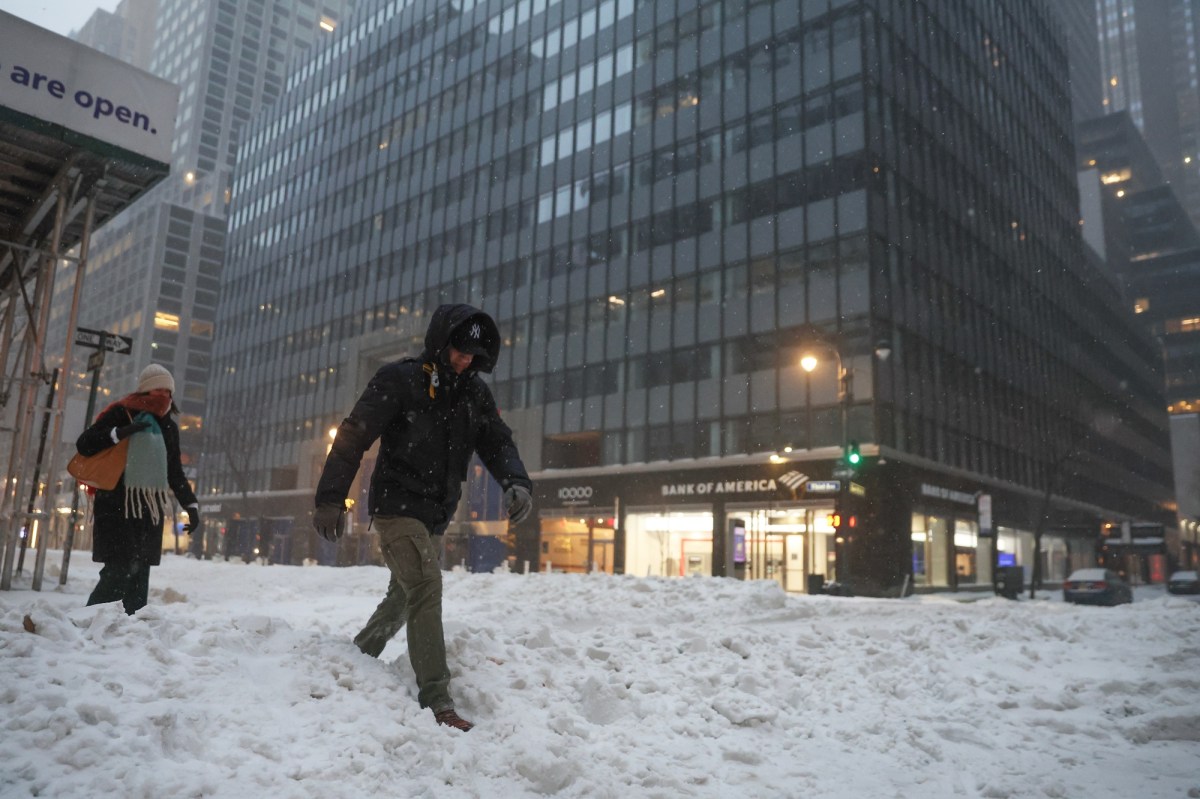 Alerta por tormenta invernal en Nueva York: gobernadora Hochul pide extremar precauciones