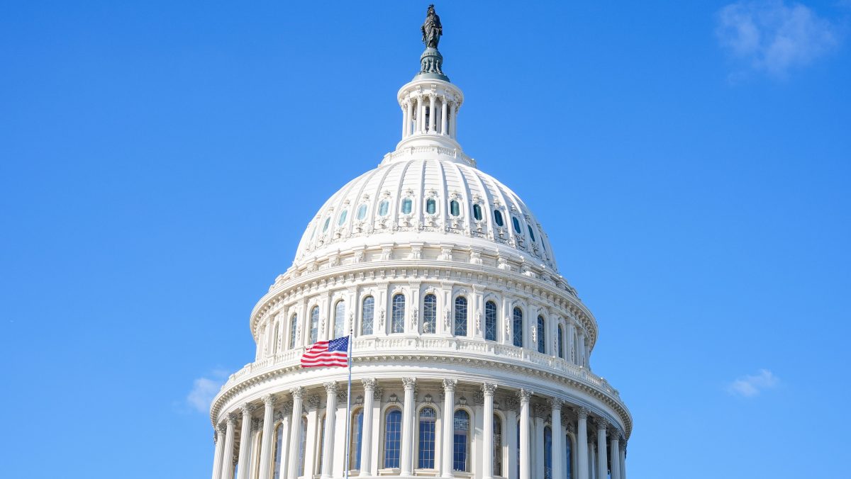 Interceptan a joven armado con escopeta tras intentar irrumpir en el Capitolio de EE.UU.