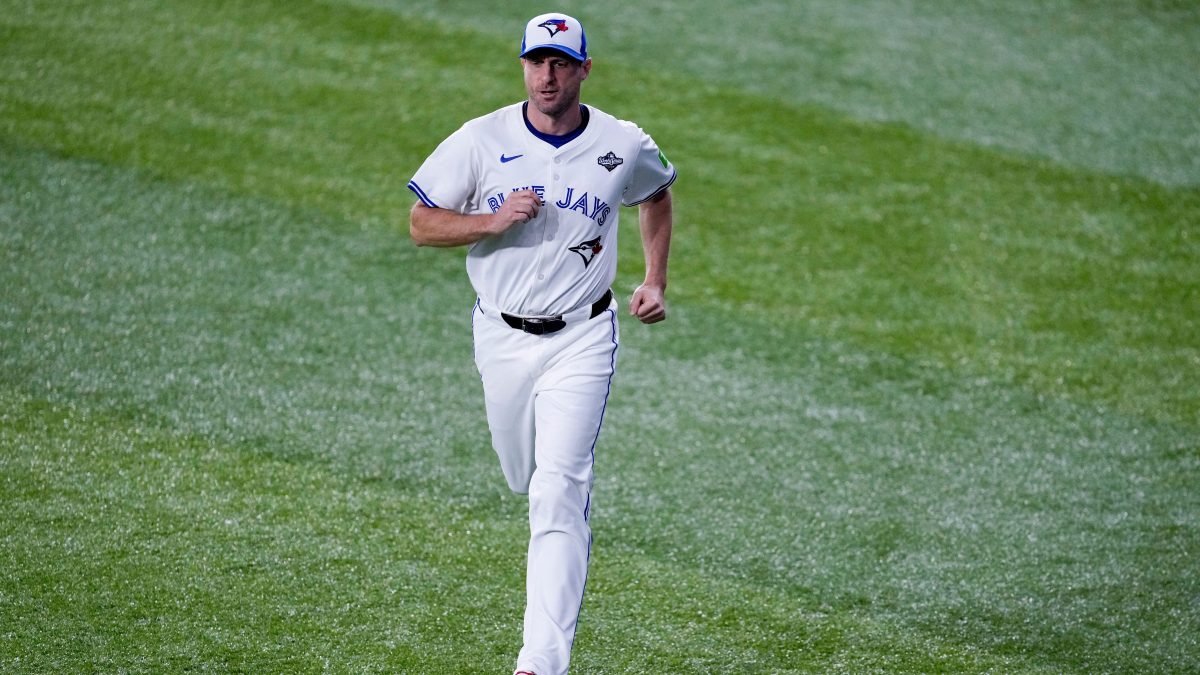 Max Scherzer regresa a los Blue Jays con contrato de $3 millones por un año, según ESPN