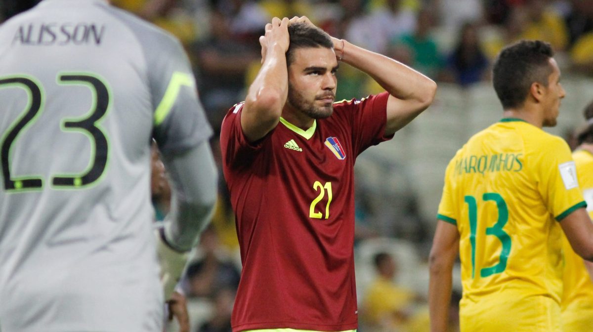 Futbolista venezolano denunció cantos xenófobos en partido de Copa Libertadores en Chile [Video]