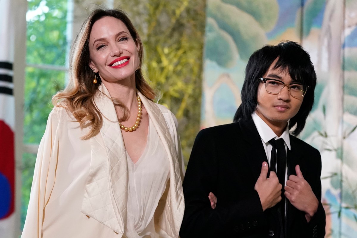 Maddox, hijo de Angelina Jolie y Brad Pitt, se niega a usar el apellido de su padre