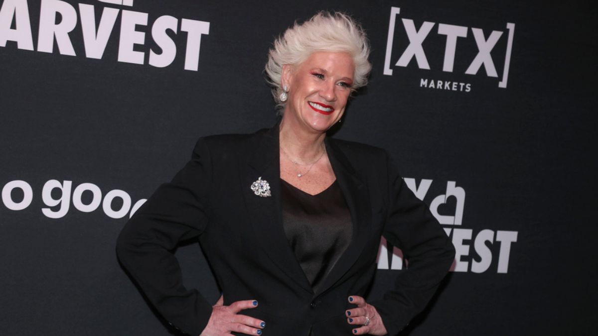 Investigan una nota que dejó Anne Burrell antes de morir