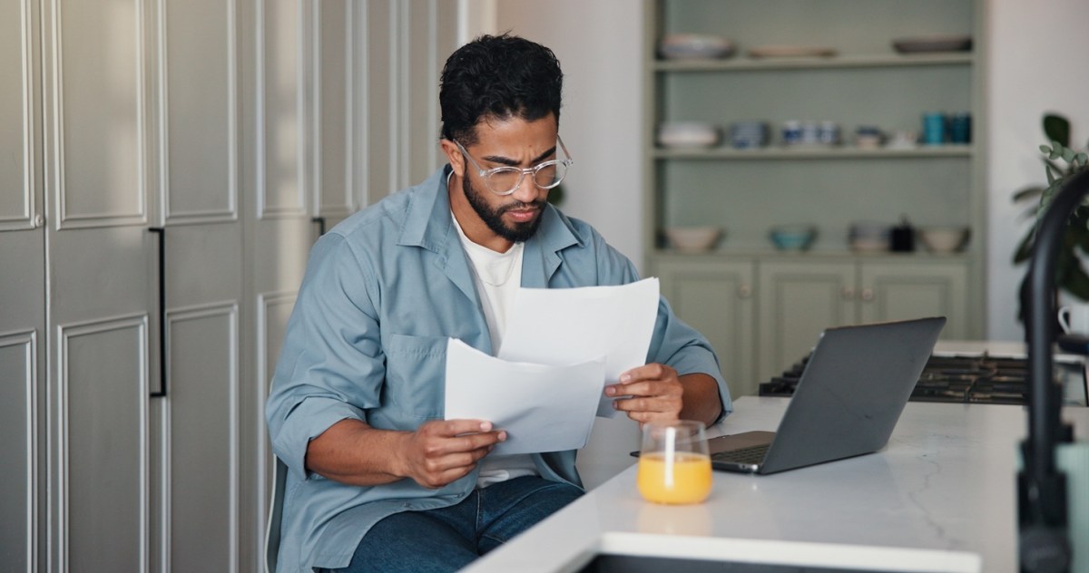 Errores al declarar impuestos que pueden retrasar tu reembolso del IRS en 2026