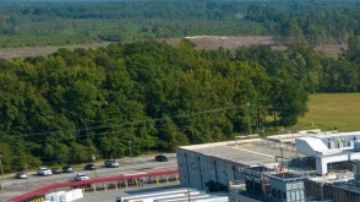 Vista aérea de la planta procesadora Boar's Head, 29 de agosto de 2024, en Jarratt, Virginia.