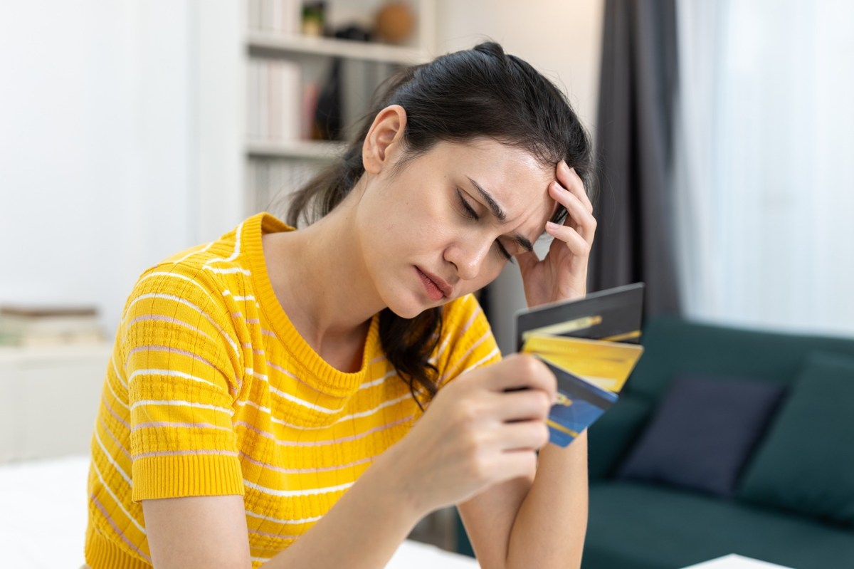 ¿Cuánto estás pagando realmente de intereses en tu tarjeta de crédito? Así puedes calcularlo en minutos