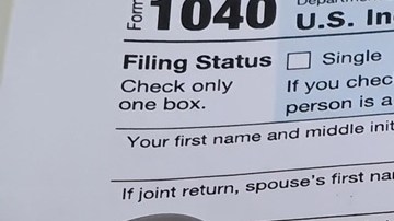 El tamaño del reembolso depende de factores como ingresos anuales, dependientes, créditos reclamados y retenciones.