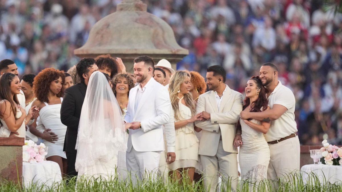 Los novios del Super Bowl cuentan su sorpresiva boda