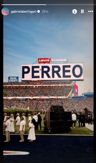 La foto que subió del Super Bowl Gabriela Berlingeri, ex de Bad Bunny.