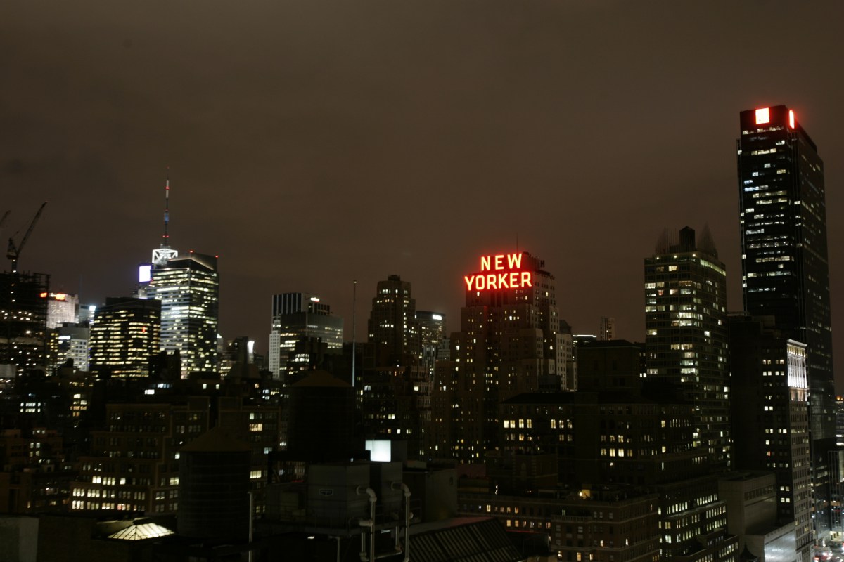 Hombre se declara culpable por intentar apropiarse del New Yorker Hotel en Manhattan