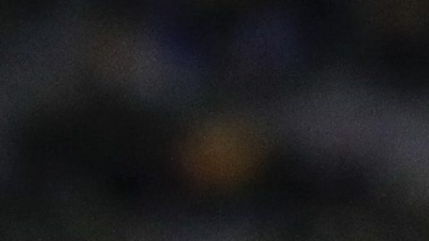 Reportero de ESPN, John Sutcliffe, informa desde la banda.