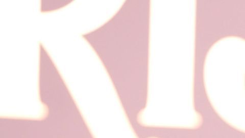 La producción reconstruirá la gestación del icónico relato y su paso por Hollywood