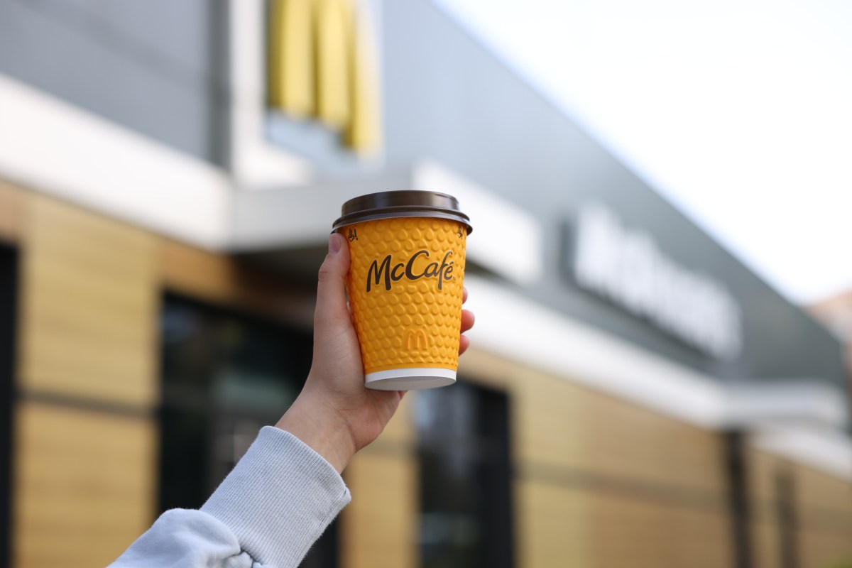 De CosMc’s a McCafé: La estrategia de McDonald’s para liderar el mercado de bebidas frías