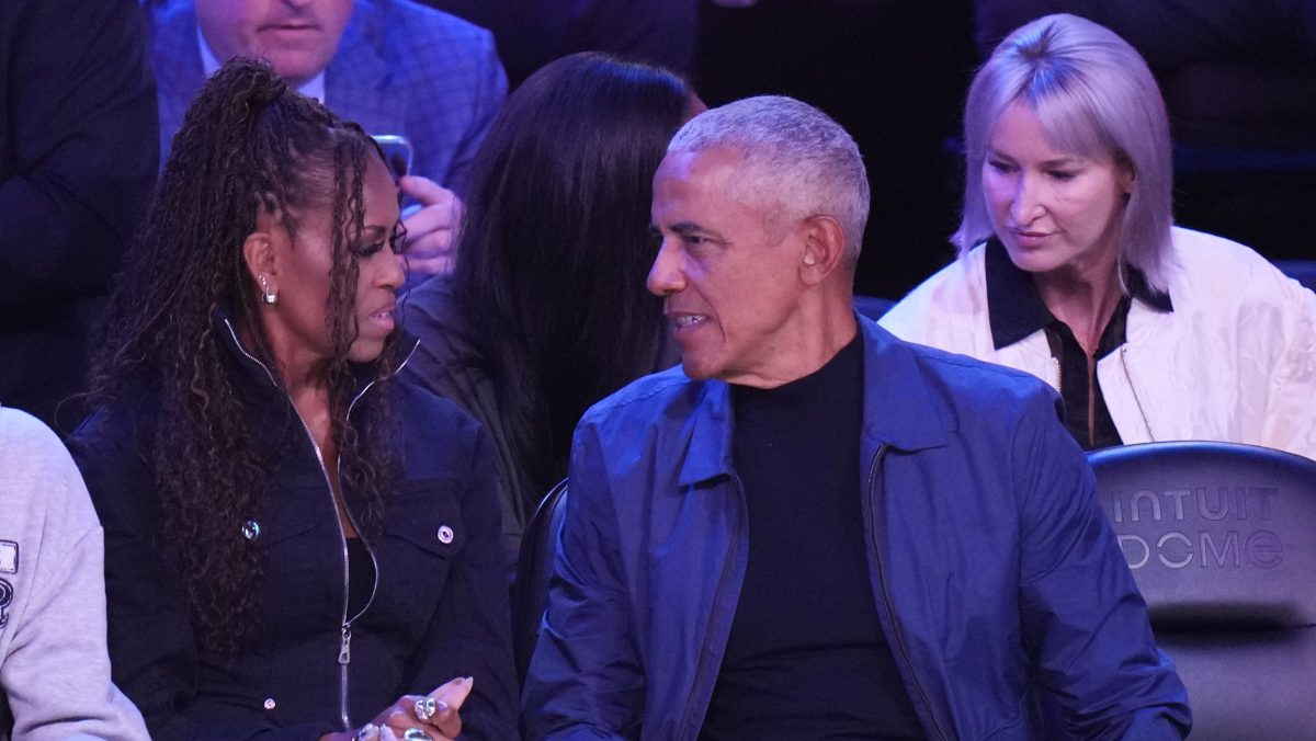 Barack Obama se llevó una ovación en el NBA All-Star Game en Los Ángeles [VIDEO]