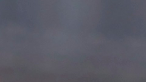 El receptor abierto de BYU, Parker Kingston (11), lleva el balón.