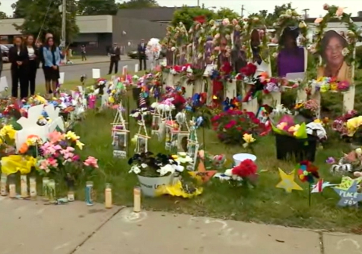 Fabricante de accesorio vinculado al tiroteo racista en Buffalo pagará $1,75 millones y dejará de venderlo en Nueva York