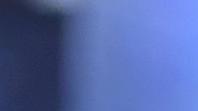 El safety de los Cleveland Browns, Ronnie Hickman, llega al estadio Gillette antes de un partido de fútbol americano de la NFL.