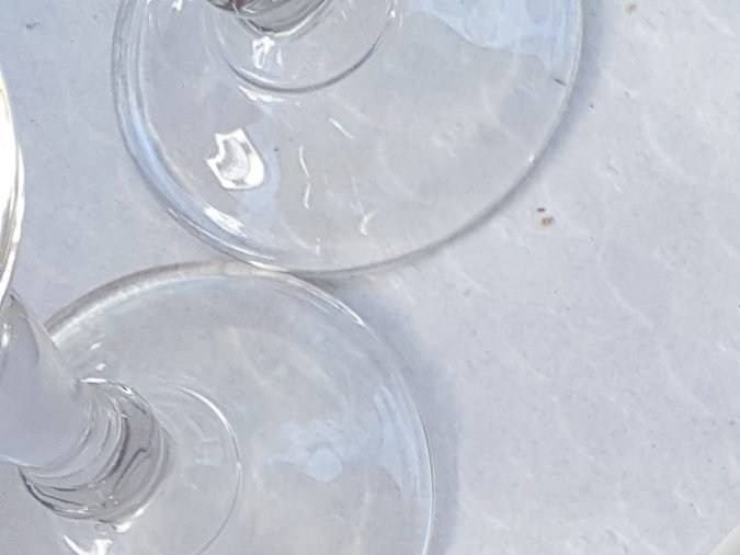 ¿Sabías que la sardina protege tus arterias? Gracias a su combinación de EPA, DHA y Vitamina D, este pequeño pescado azul mantiene tu endotelio joven y elástico.